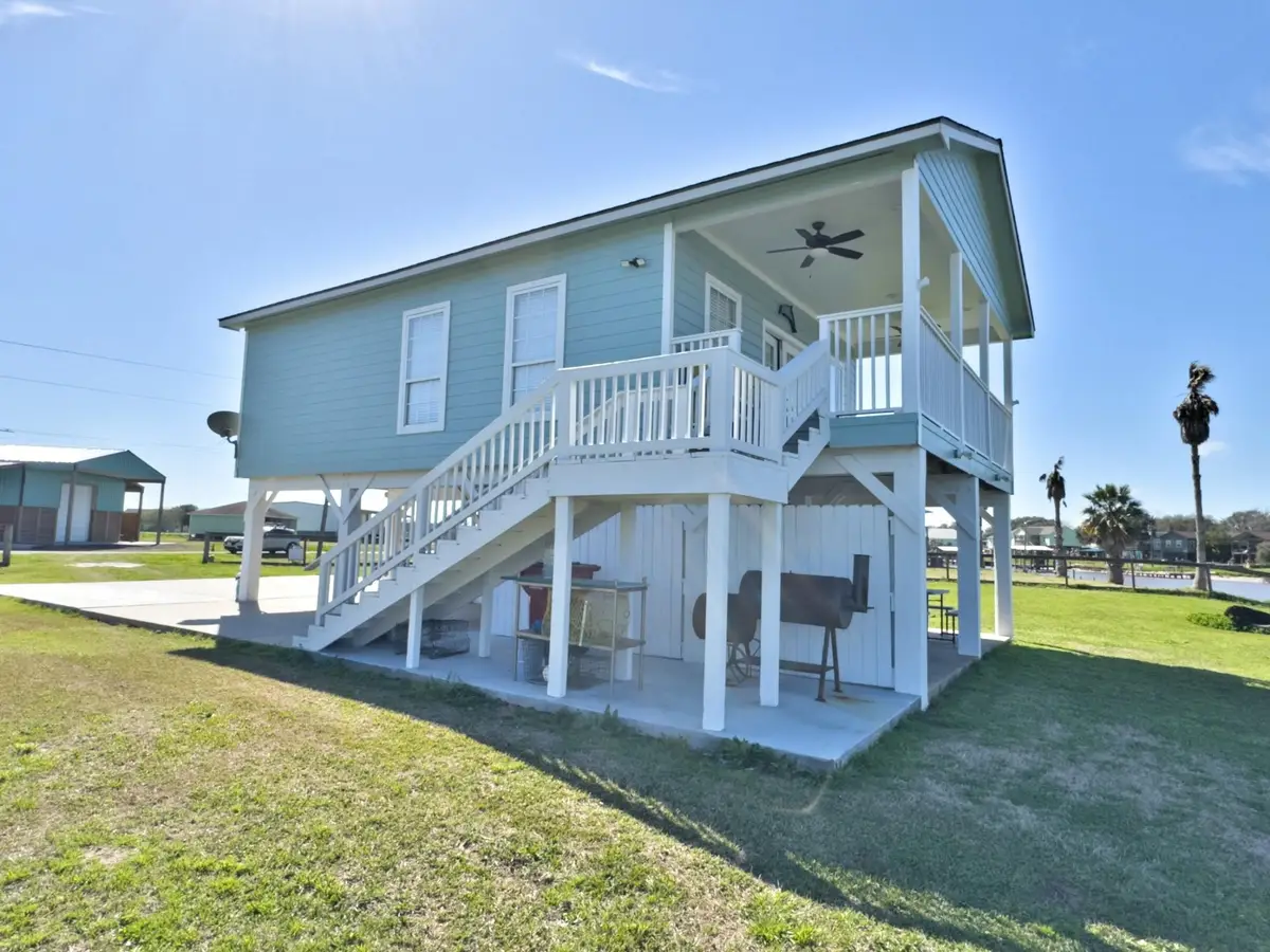 1867 County Road 291, Sargent, TX 77414 - #1