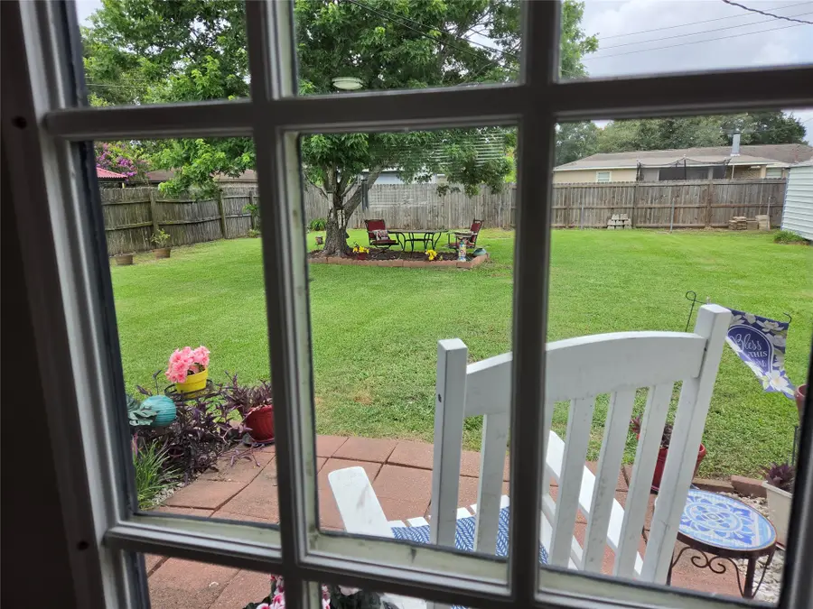 1412 Lamar Ave, Nederland, TX 77627 - #2