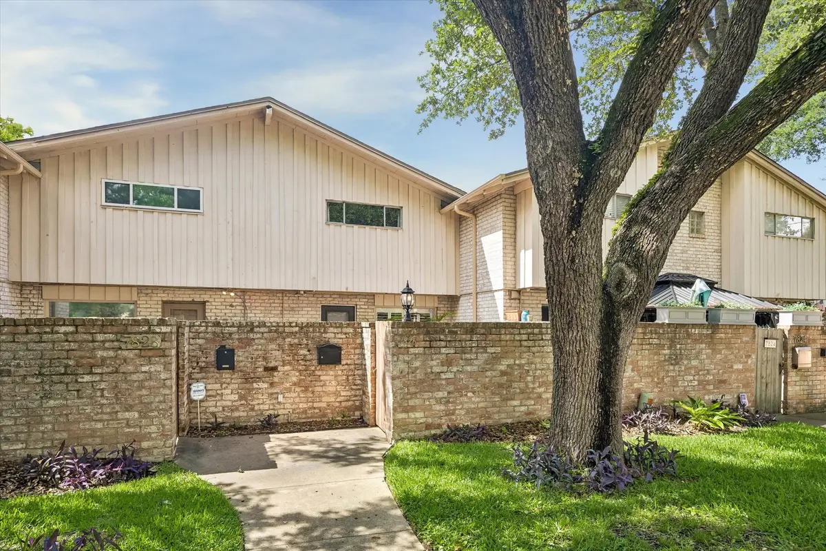 7826 Woodway Drive #7826, Houston, TX 77063 - #1
