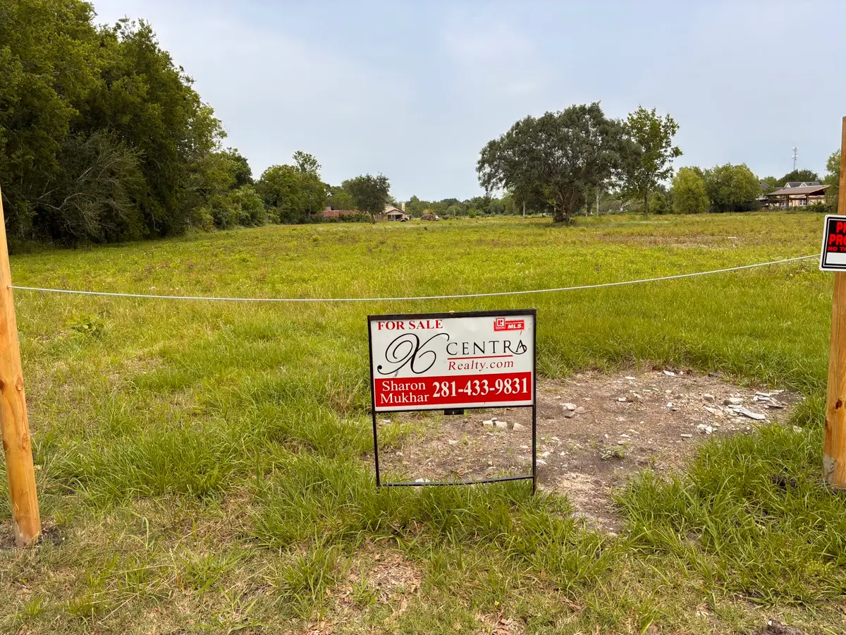 2933 Indiana Street, Fresno, TX 77545 - #1