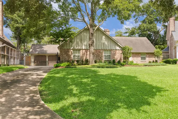12107 Beauregard Drive, Houston, TX 77024