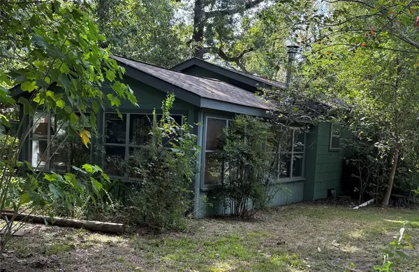 315 Loafers Lane, Goodrich, TX 77335