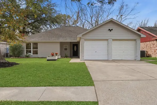 16255 Summer Wind Drive, Houston, TX 77090