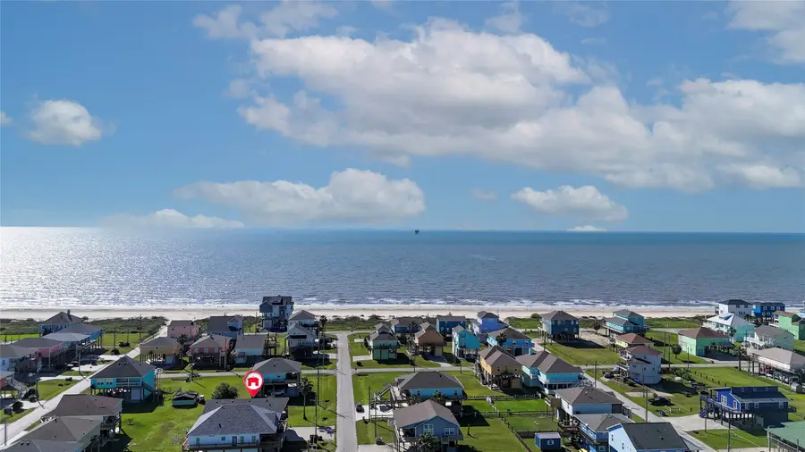 854 Palmetto Drive, Crystal Beach, TX 77650 - #2