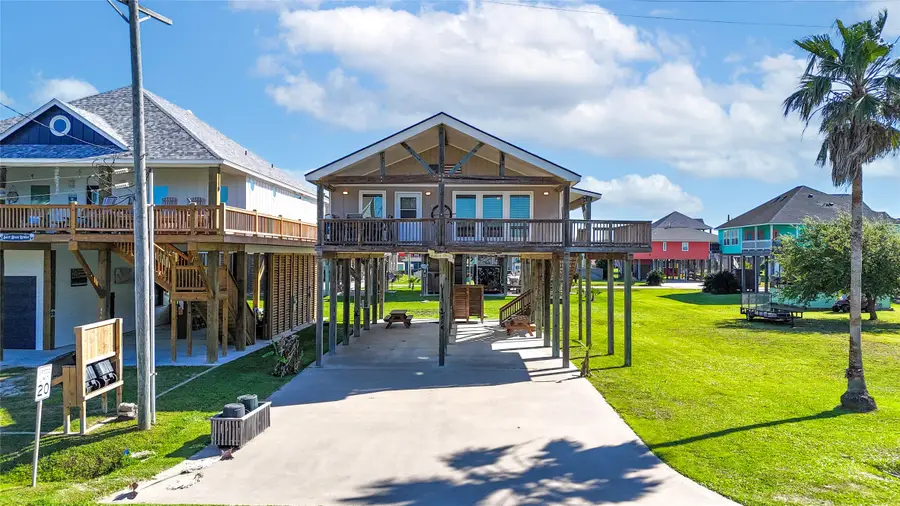 854 Palmetto Drive, Crystal Beach, TX 77650 - #3