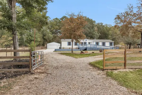 4621 Price Road, Montgomery, TX 77316