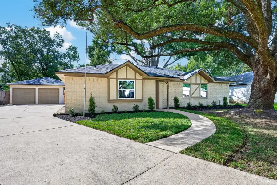 903 Chetwood Circle, League City, TX 77573 - #2