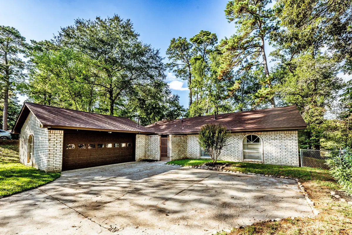 323 Park Hill Street, Huntsville, TX 77340 - #1