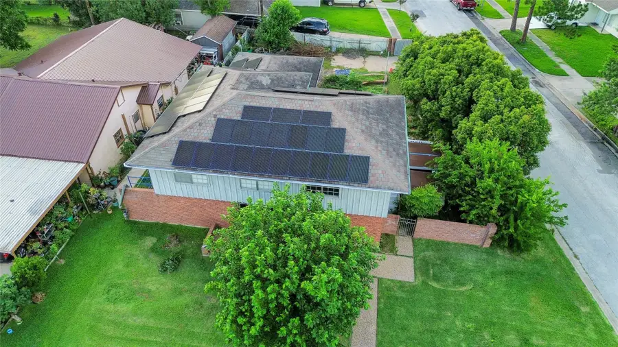 2106 New Mexico Street, Baytown, TX 77520 - #3