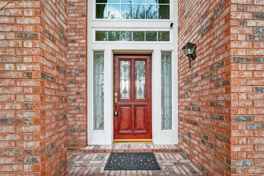 3022 Hidden Mist Court, Pearland, TX 77584 - Image #2