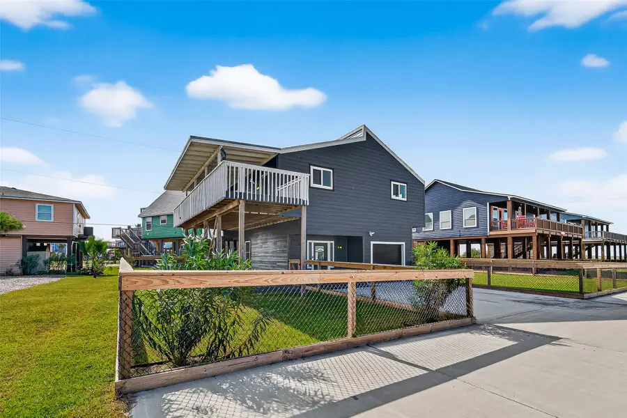 1926 Blue Water Highway, Surfside Beach, TX 77541 - Image #3