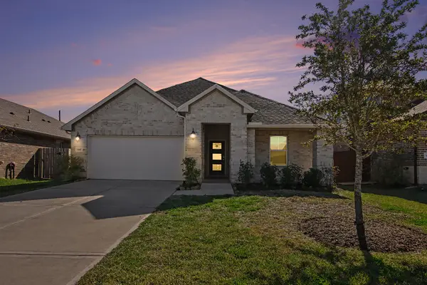 1147 Muscadine Hollow Lane, Richmond, TX 77406