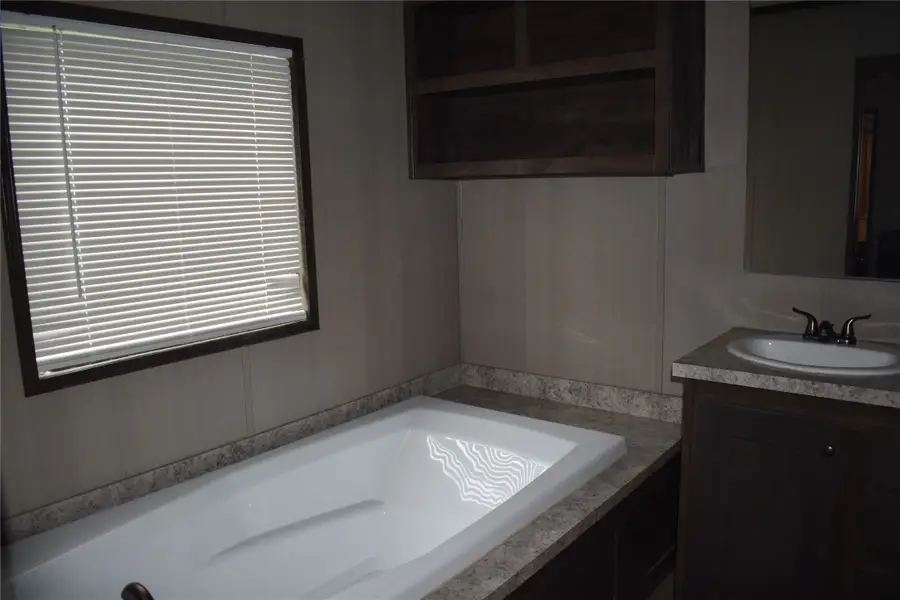 3133 Henderson Road, Navasota, TX 77868 - Image #3