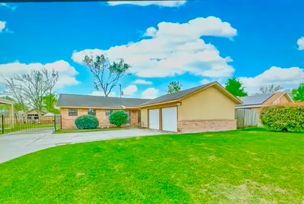 5707 Trafalgar Drive, Houston, TX 77085