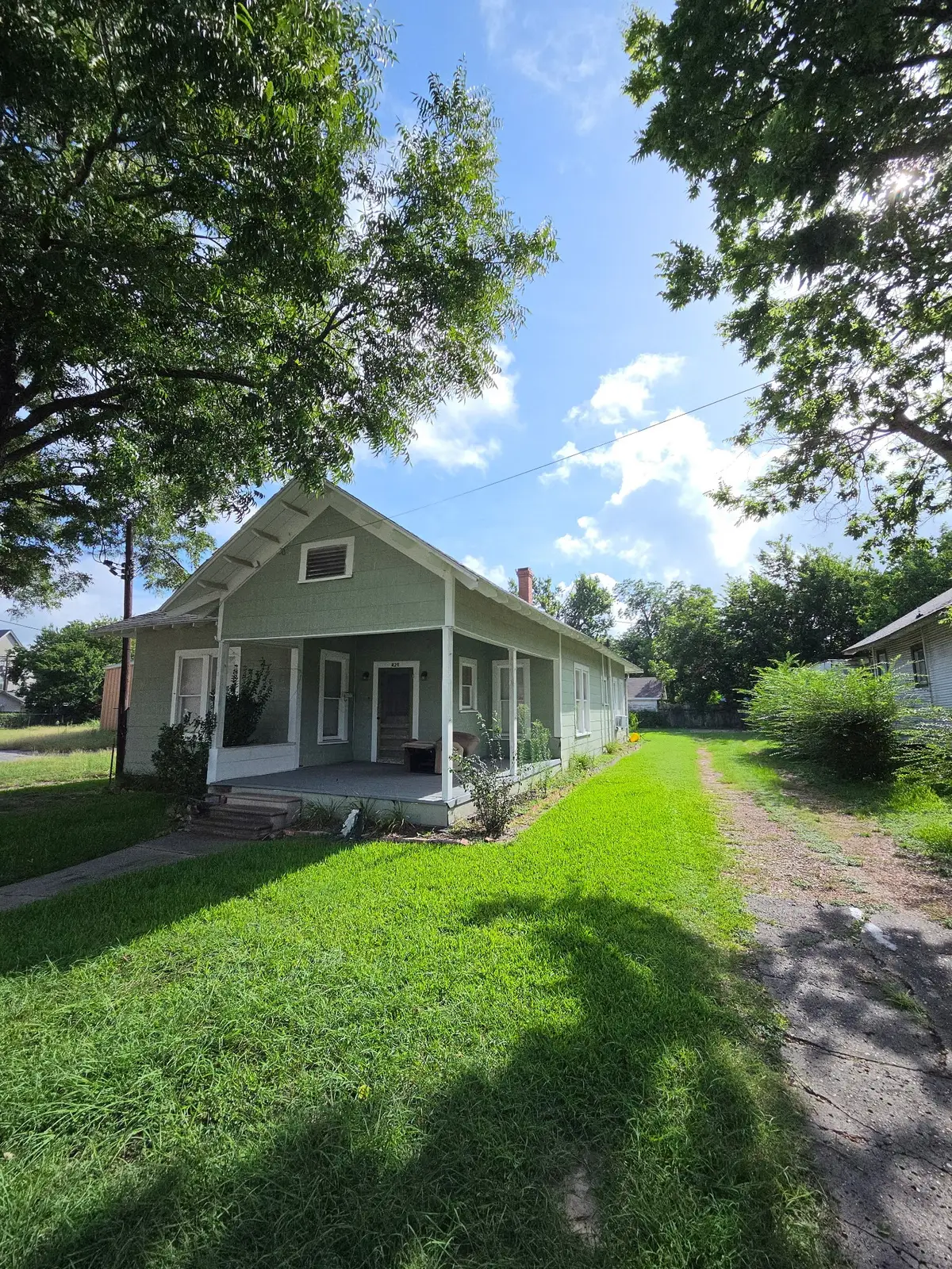 421 S La Salle, Navasota, TX 77868 - #1