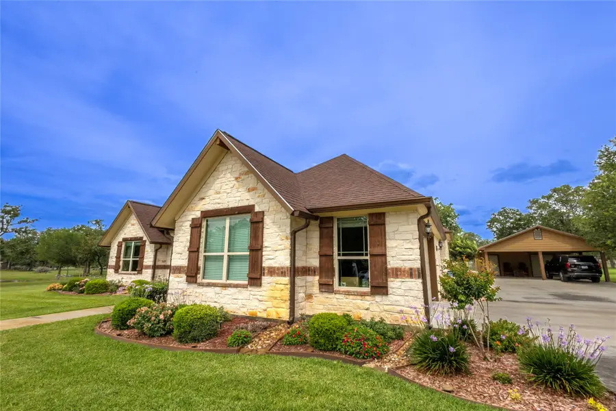 173 County Road 131a, Hallettsville, UT 77964 - #2