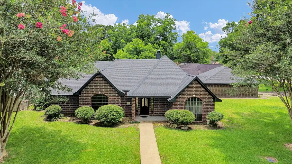 301 Jansen Dr Drive, West Columbia, TX 77486 - #1