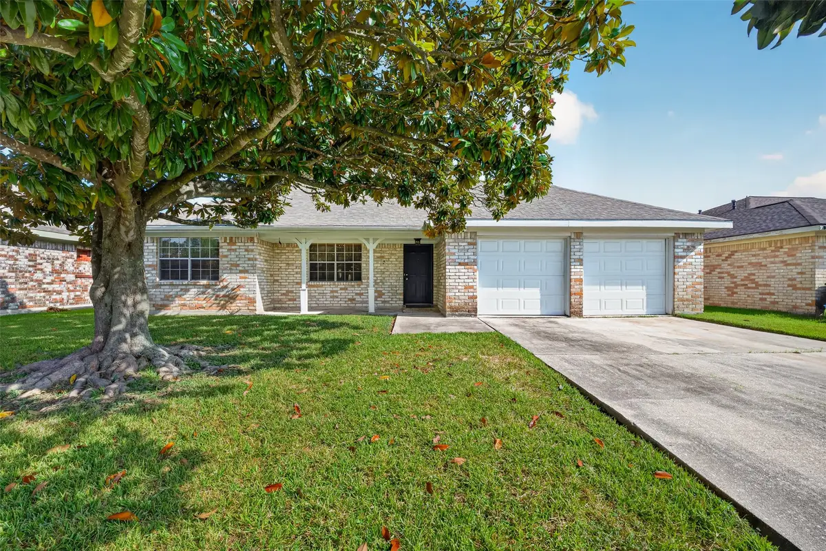 5222 Creekview Drive, La Porte, TX 77571 - #1