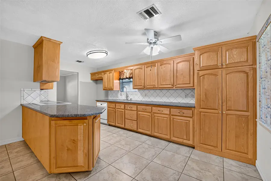 5222 Creekview Drive, La Porte, TX 77571 - #3