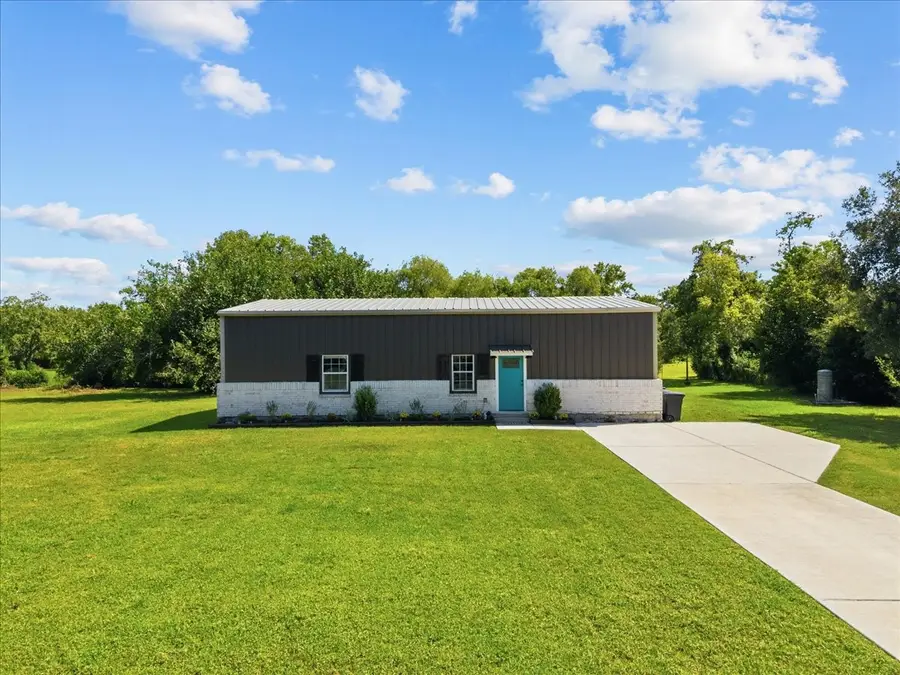 13509 S Bellaire Street, Santa Fe, TX 77510 - #2