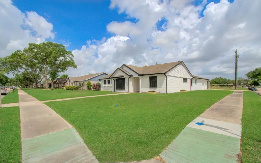 12102 Monticeto Lane, Meadows Place, TX 77477 - #2