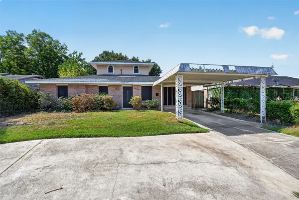 3010 Groton Drive, Houston, TX 77051