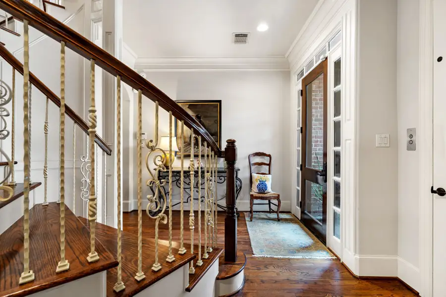 1010 Nantucket Drive #F, Houston, TX 77057 - Image #3