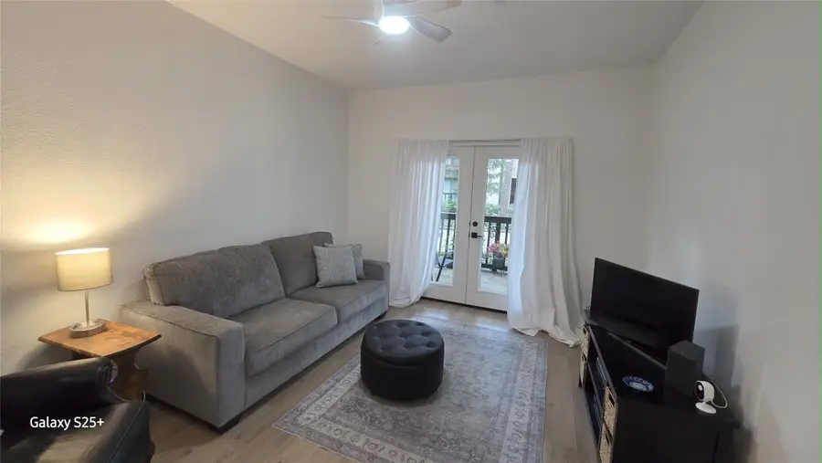 11711 Memorial Drive #45, Houston, TX 77024 - #3