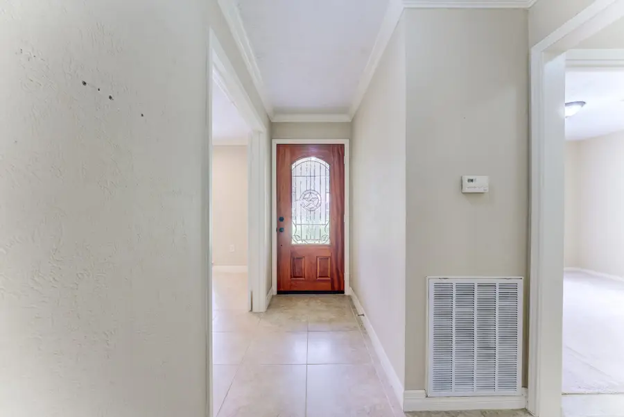 6523 Cypress Point Drive, Houston, TX 77069 - Image #3