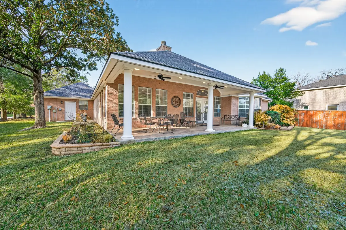 13 Wedgewood Boulevard, Conroe, TX 77304 - #1