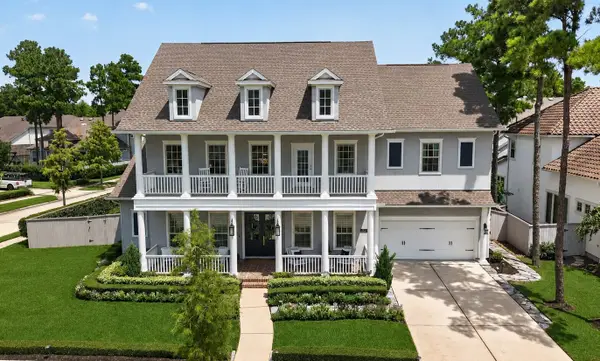 202 S Thatcher Bend Circle, The Woodlands, TX 77389