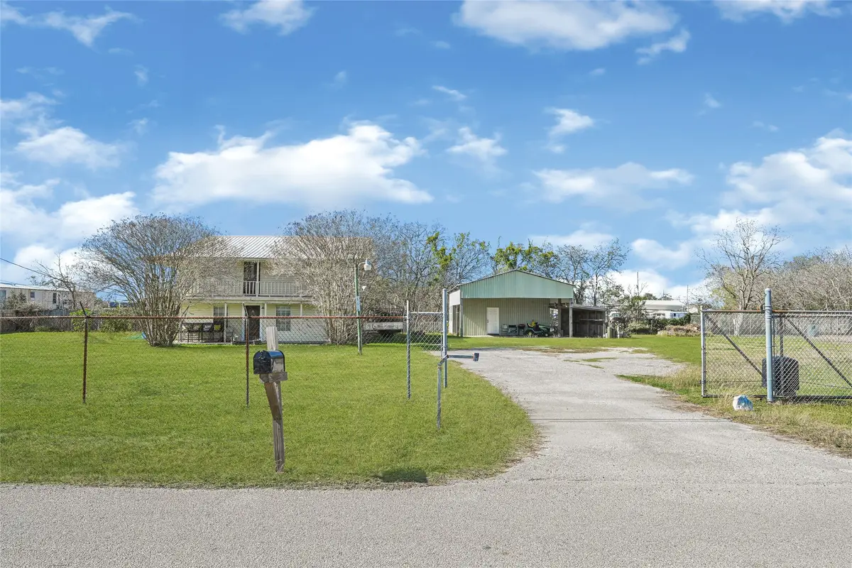 610 12th Street, San Leon, TX 77539 - Image #1