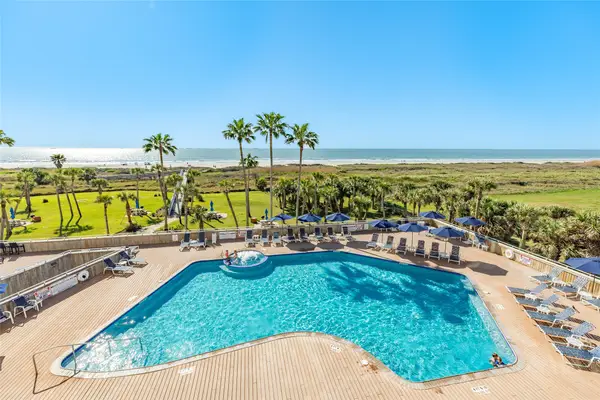 1401 E Beach Drive #212, Galveston, TX 77550