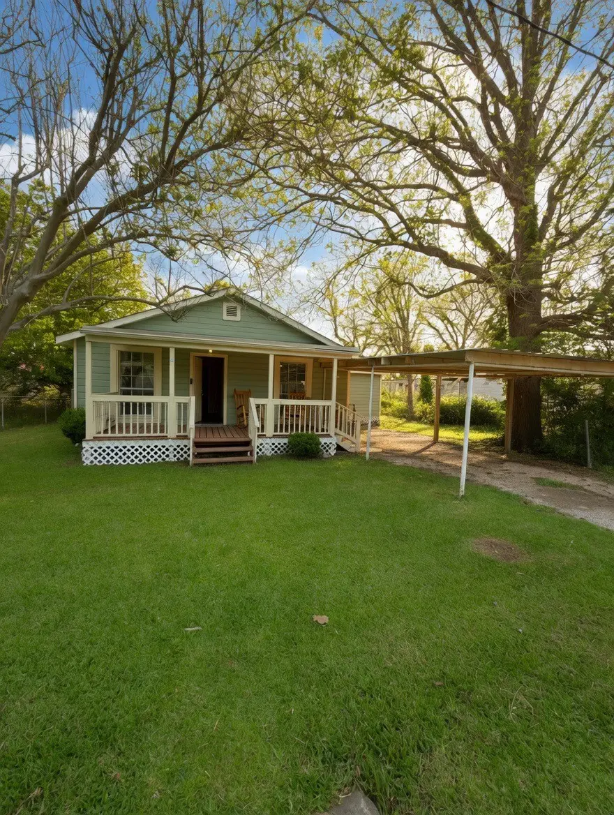 911 Kemp Street, Boling, TX 77420 - #1