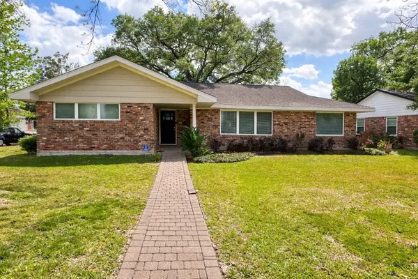 4501 Waycross Drive, Houston, TX 77035