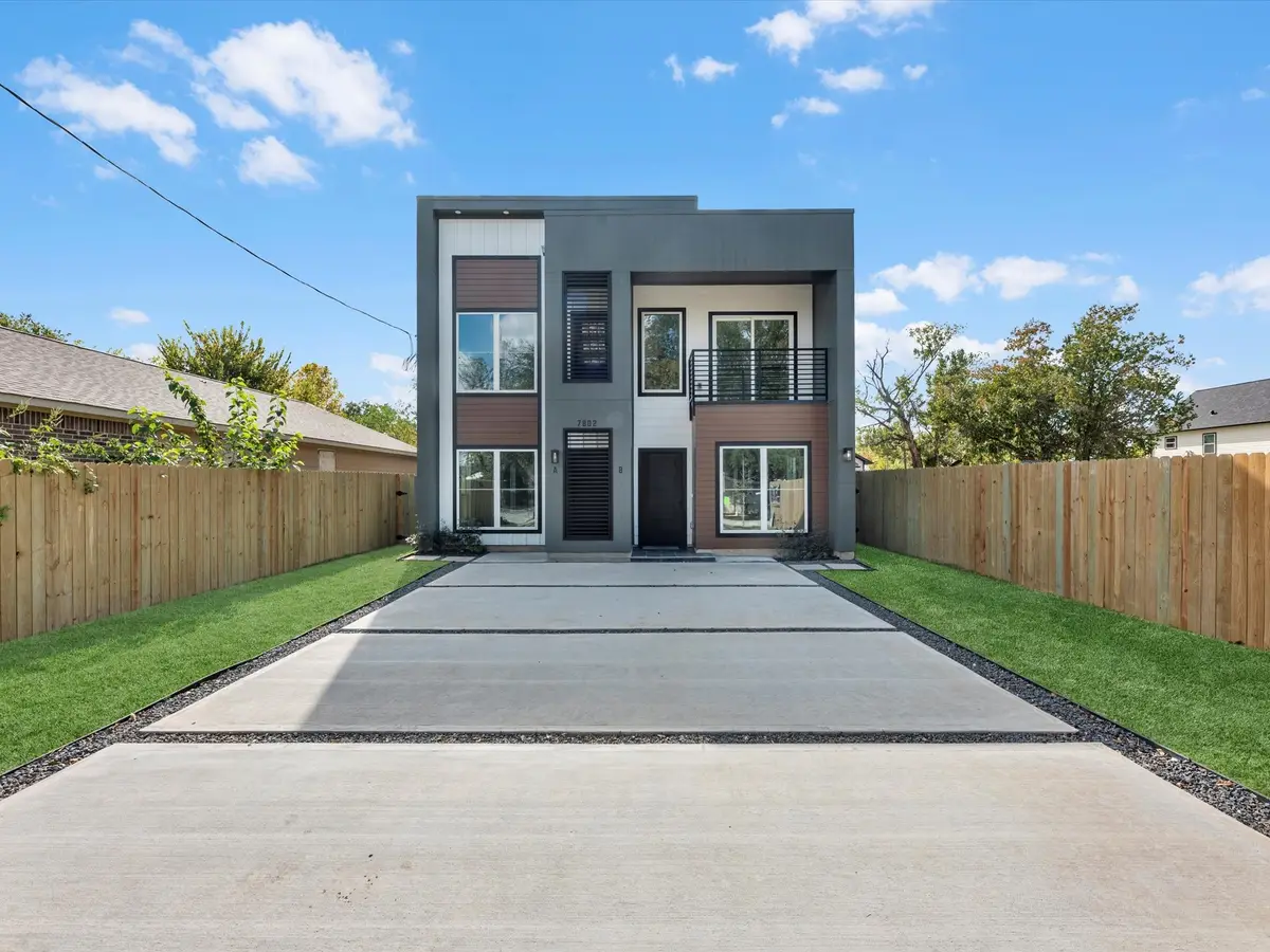 7802 Queen Street, Houston, TX 77028 - #1