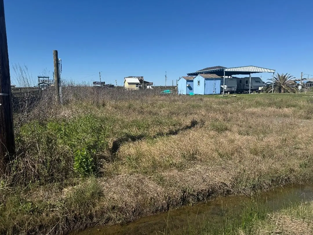 1455 Mabry Street, Gilchrist, TX 77617 - #1