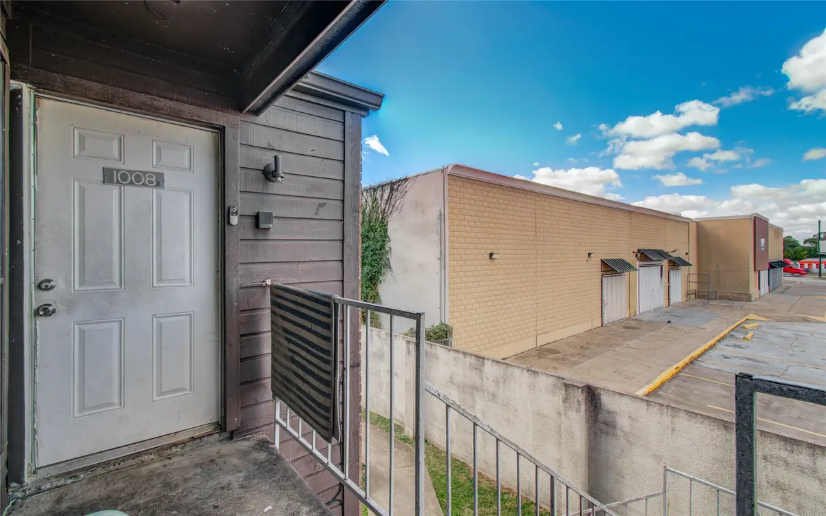 6633 W Airport Boulevard #1008, Houston, TX 77035 - Image #1