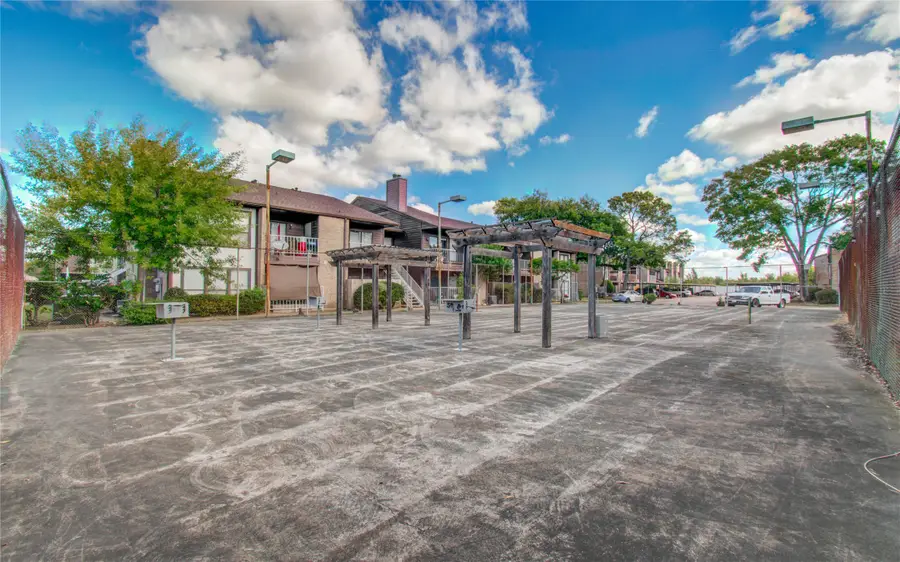 6633 W Airport Boulevard #1008, Houston, TX 77035 - Image #3
