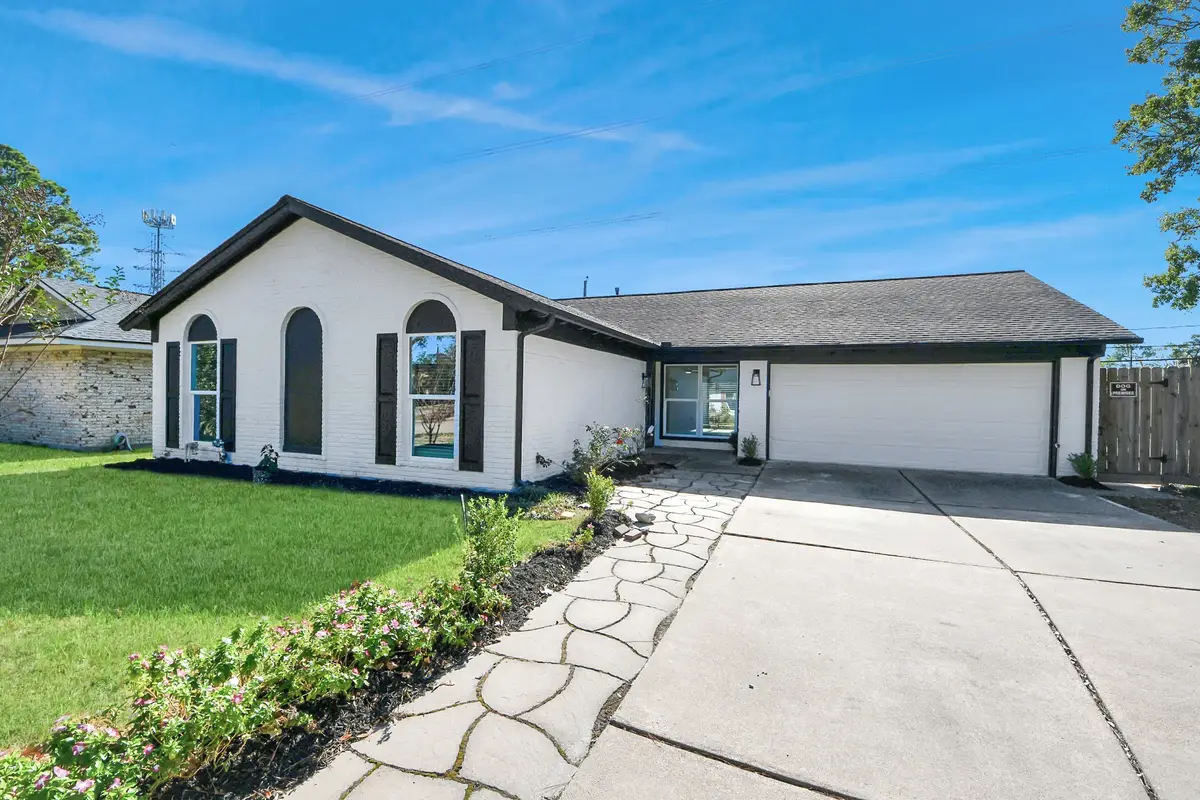 10411 Westray Street, Houston, TX 77043 - Image #1