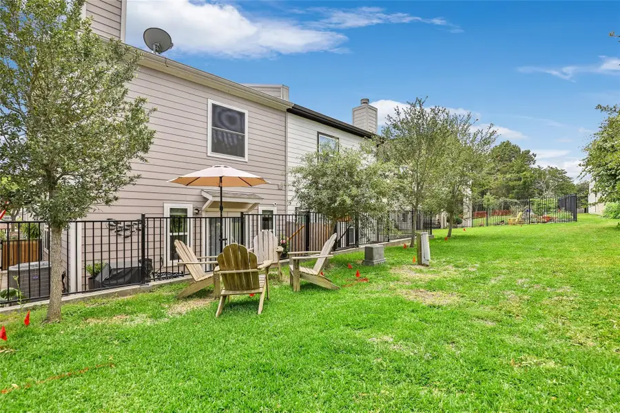 226 Capetown, Montgomery, TX 77356 - Image #2