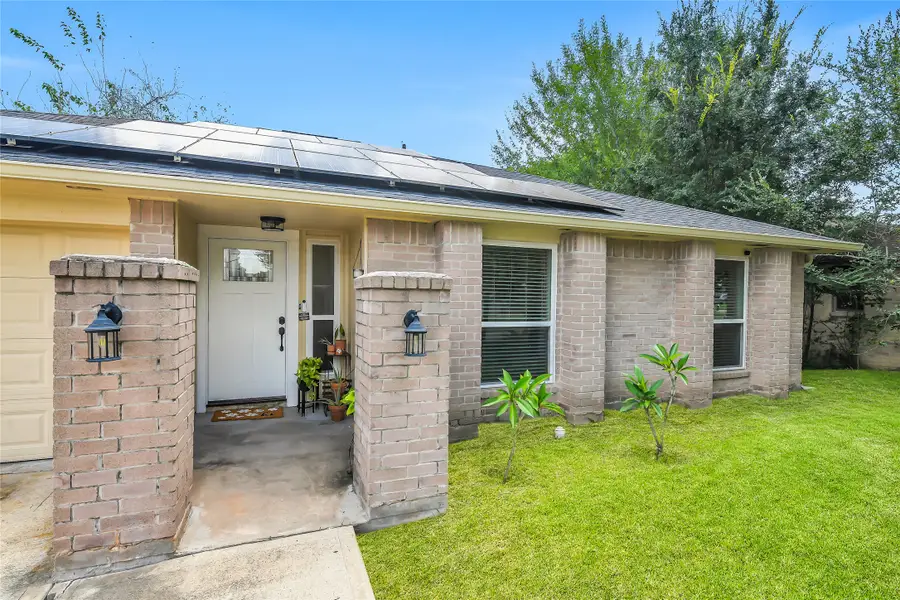 3327 Honey Creek Drive, Houston, TX 77082 - #3