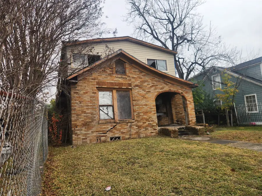 1457 Lombardy Street, Houston, TX 77023 - Image #3