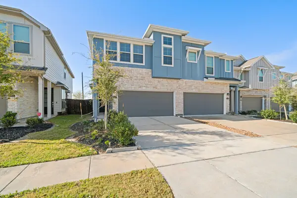 4018 Balboa Drive, Iowa Colony, TX 77583