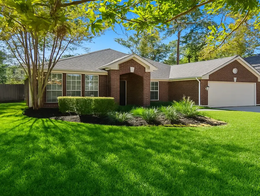 3902 Echo Mountain Drive, Kingwood, TX 77345 - Image #2