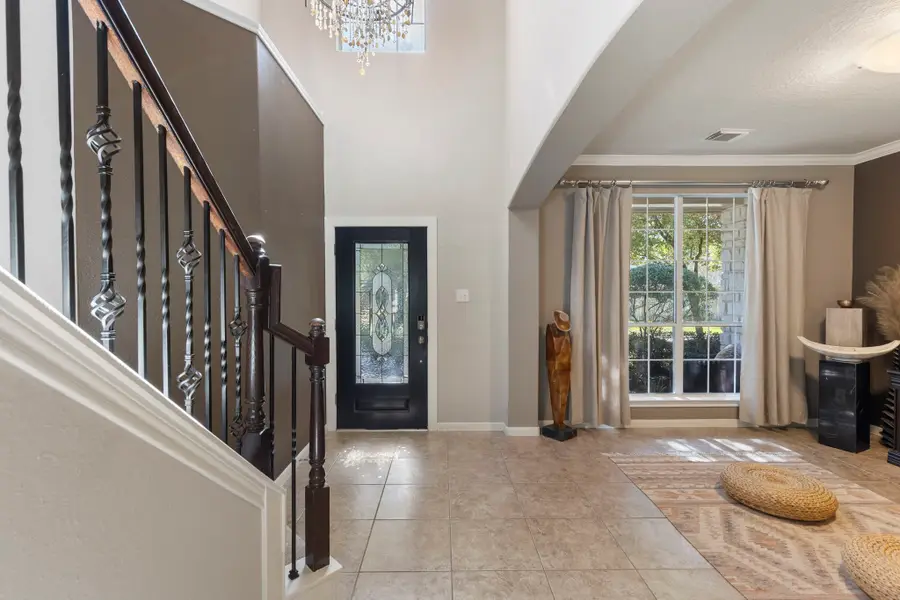 31 N Spinning Wheel Circle, The Woodlands, TX 77382 - Image #2