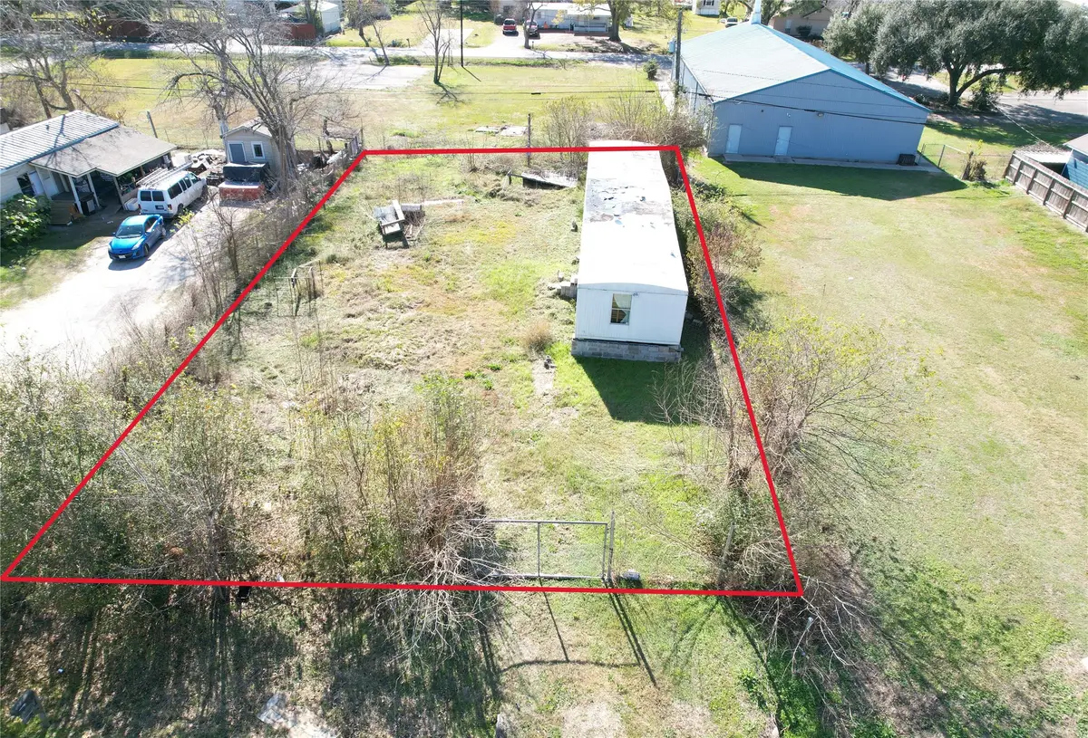 206 Crescent Drive, Fresno, TX 77545 - Image #1