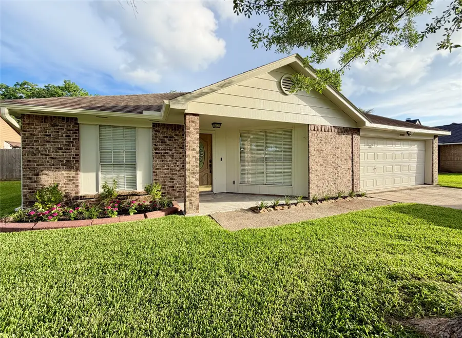10940 Collingswood Drive, La Porte, TX 77571 - #2