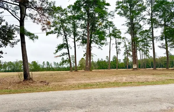 784 County Road 784, Buna, TX 77612