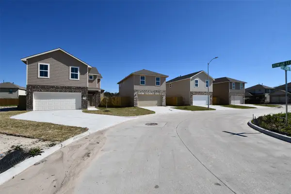 12210 Heather Flower Lane, Houston, TX 77014